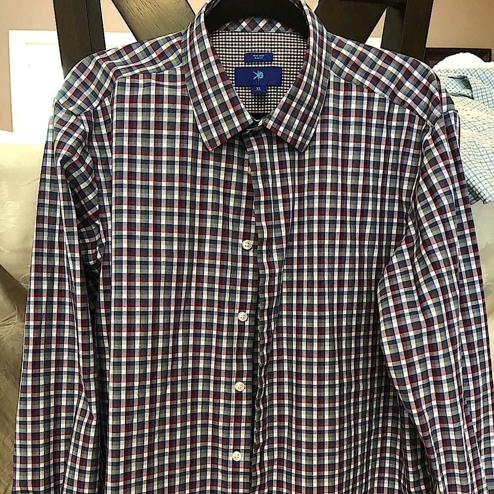 Men’s Warehouse casual button down shirts. Size XL